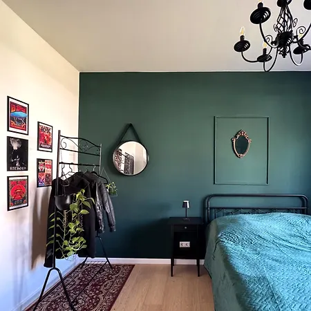 Apartment Rock 555